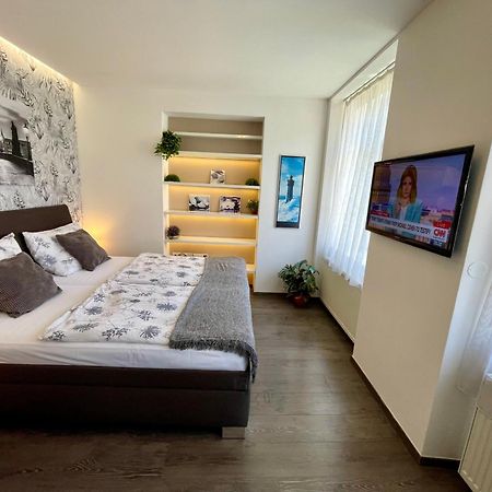 Agnes - Apartments Prága Kültér fotó