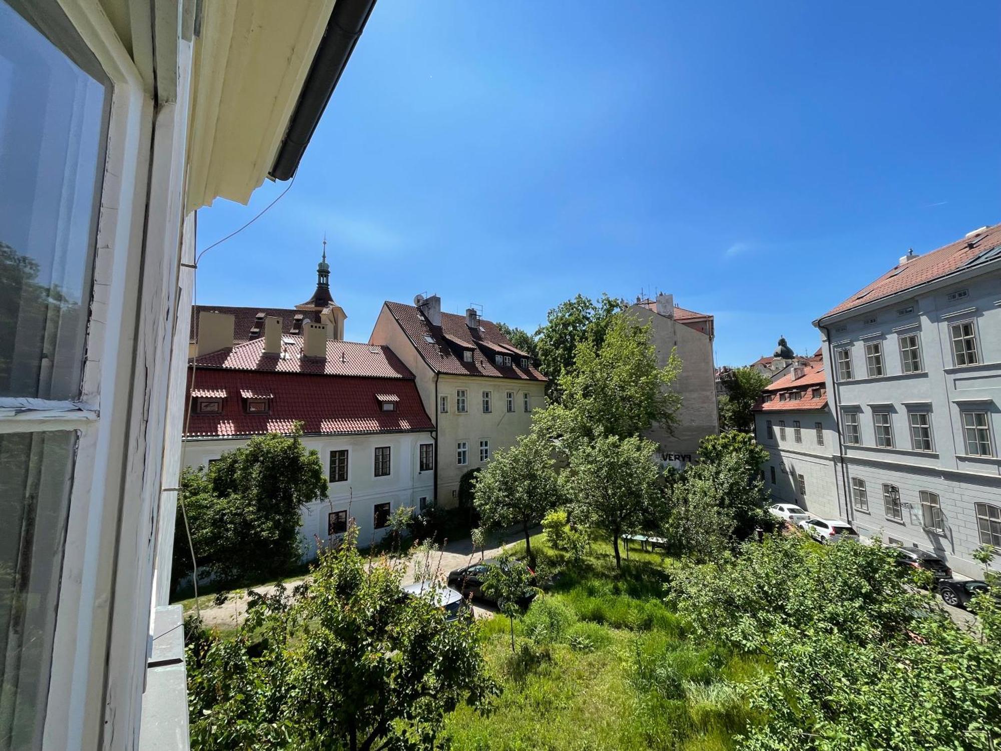 Agnes - Apartments Prága Kültér fotó