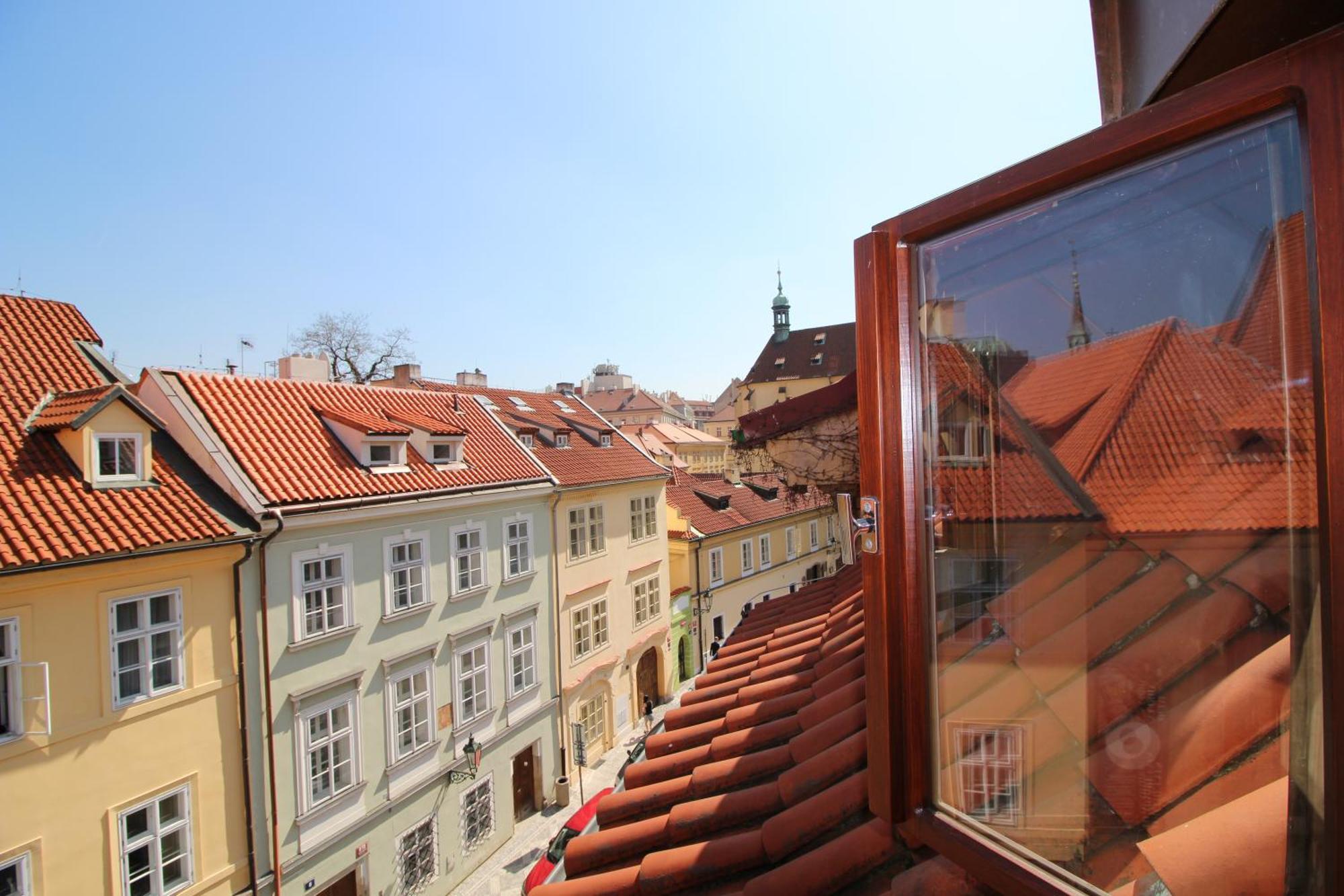 Agnes - Apartments Prága Kültér fotó