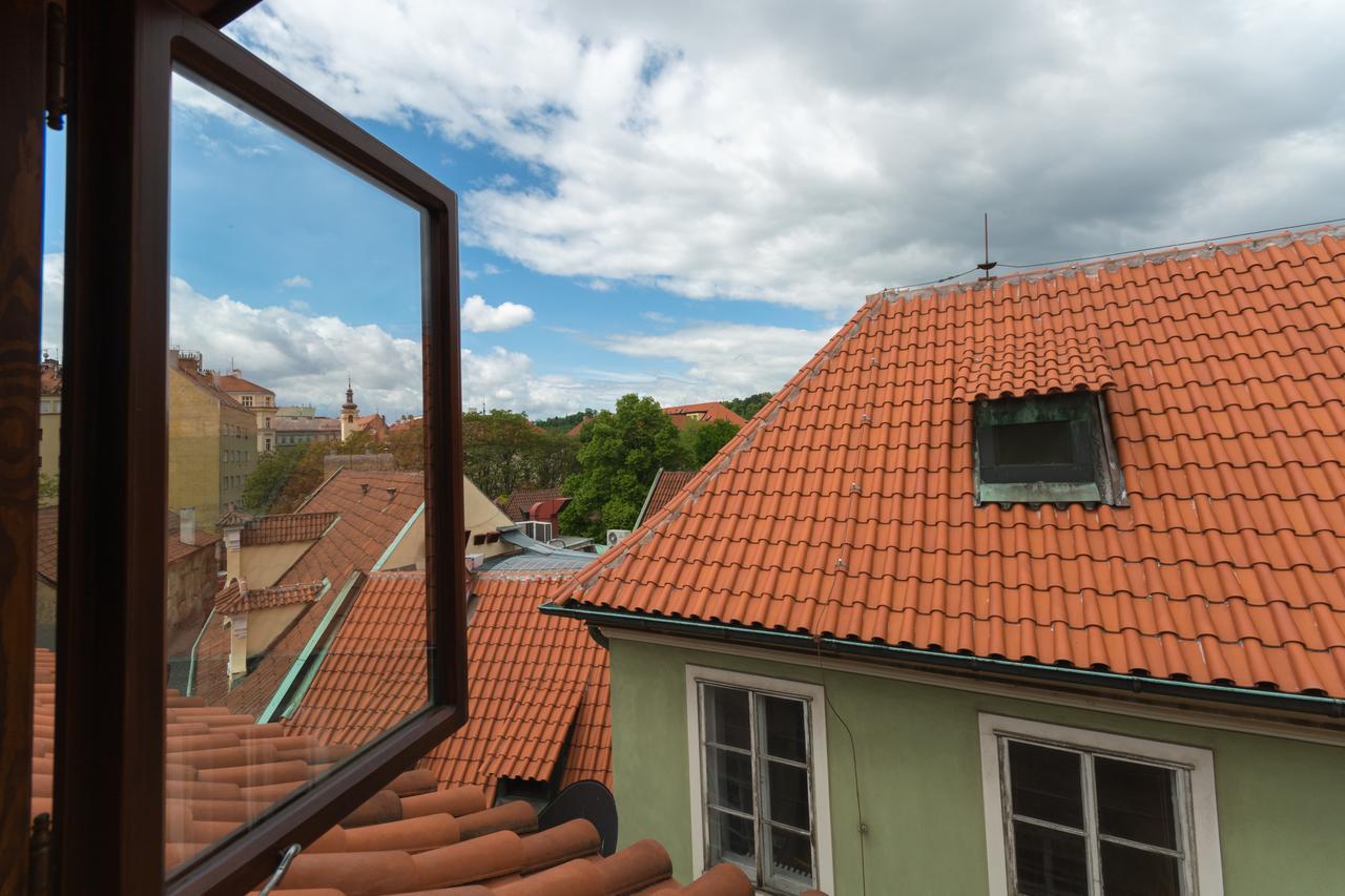 Agnes - Apartments Prága Kültér fotó