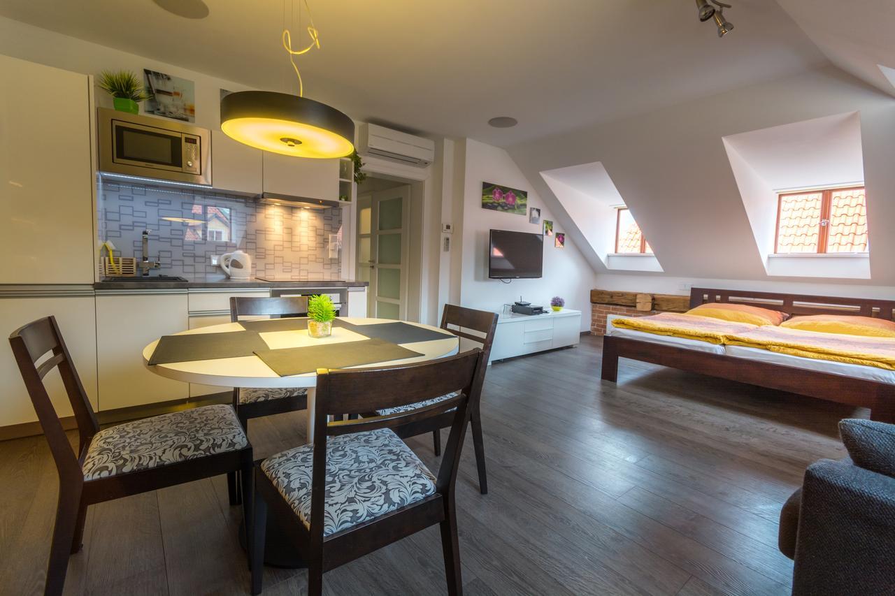 Agnes - Apartments Prága Kültér fotó