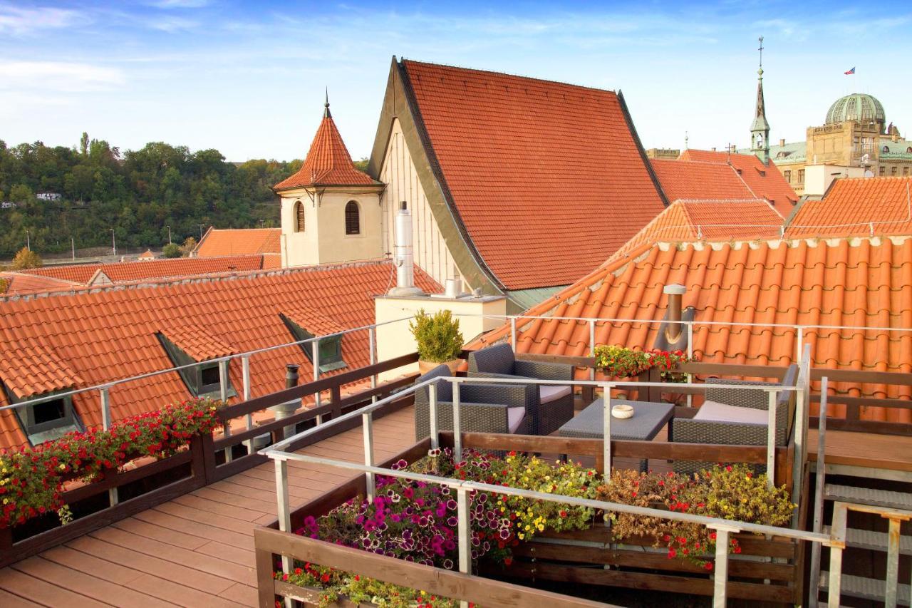 Agnes - Apartments Prága Kültér fotó