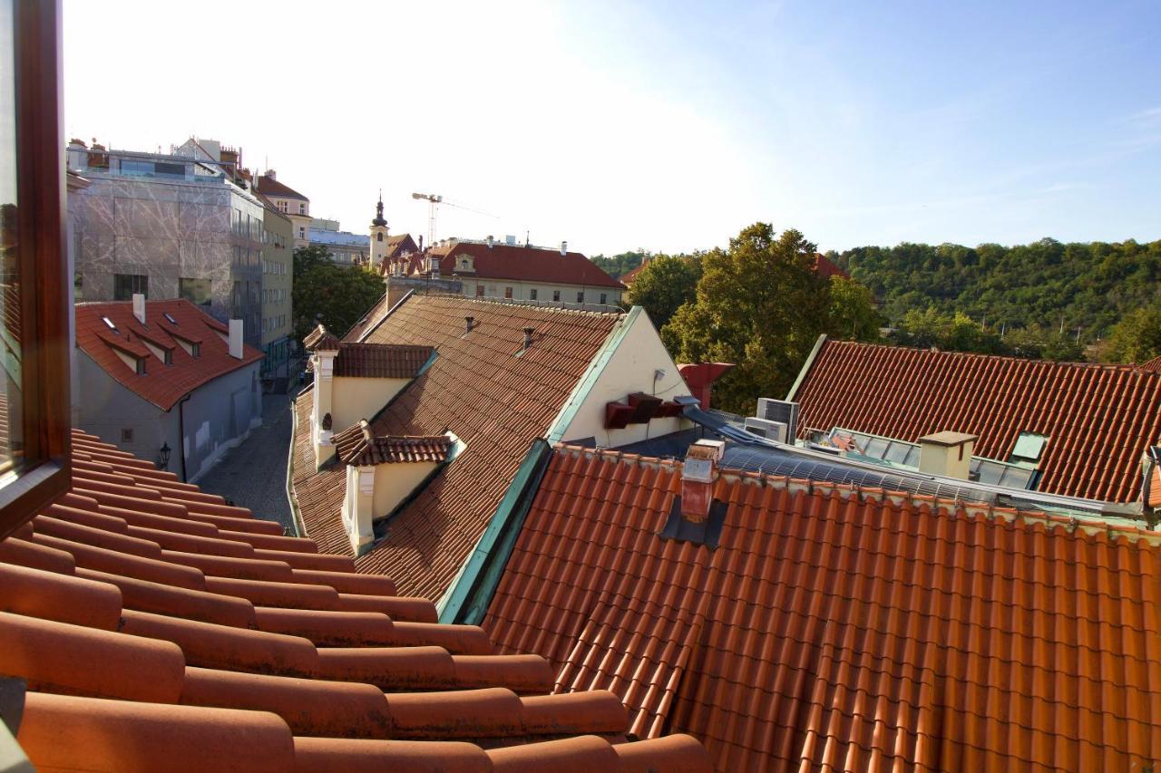 Agnes - Apartments Prága Kültér fotó