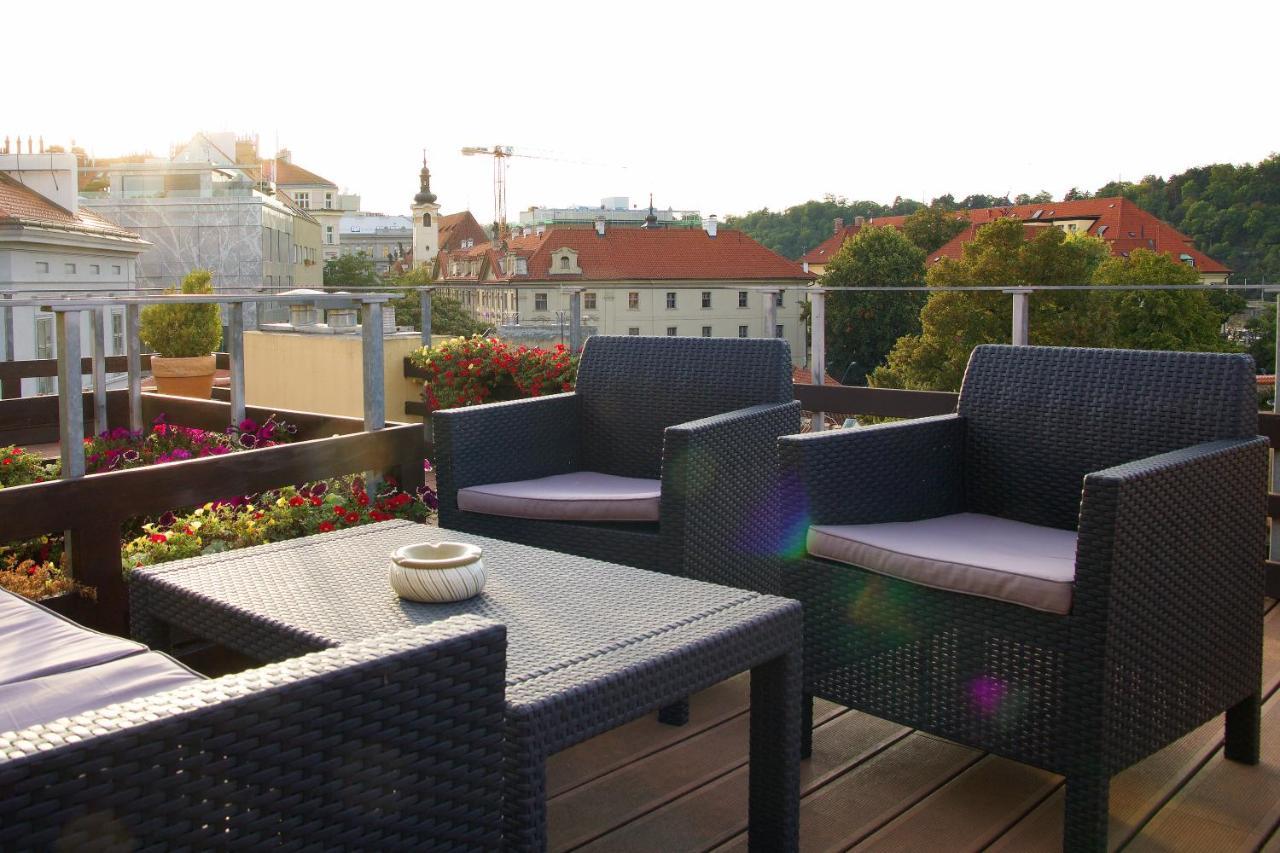 Agnes - Apartments Prága Kültér fotó