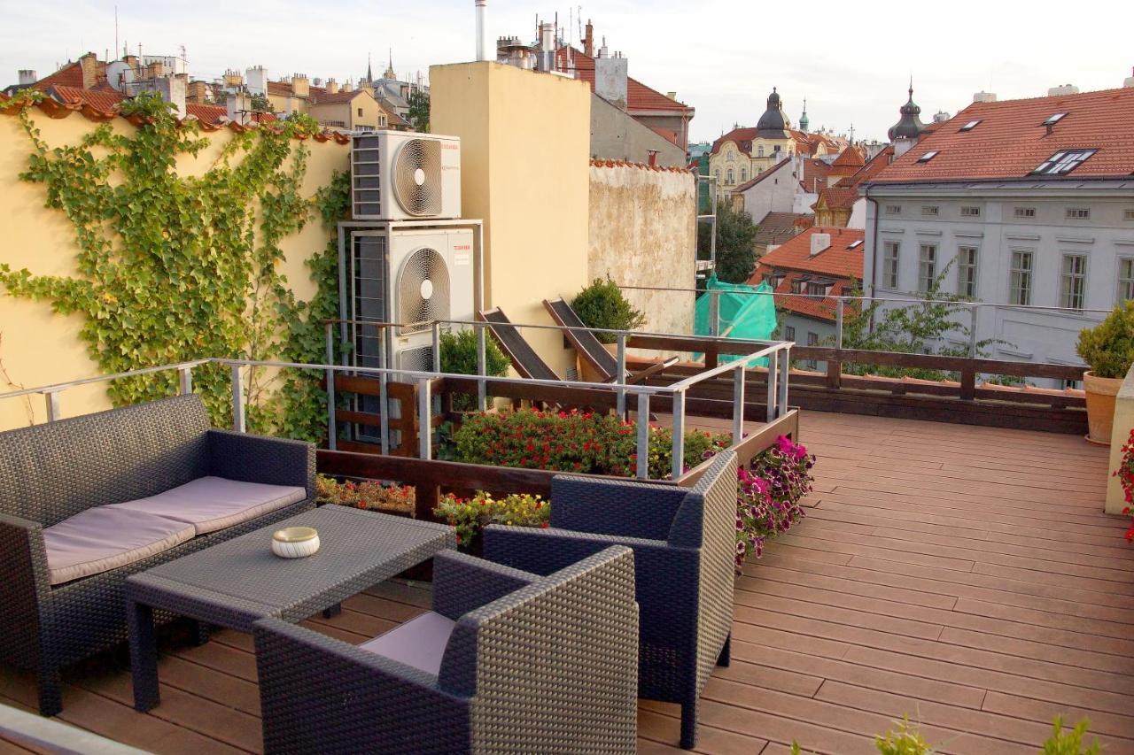 Agnes - Apartments Prága Kültér fotó