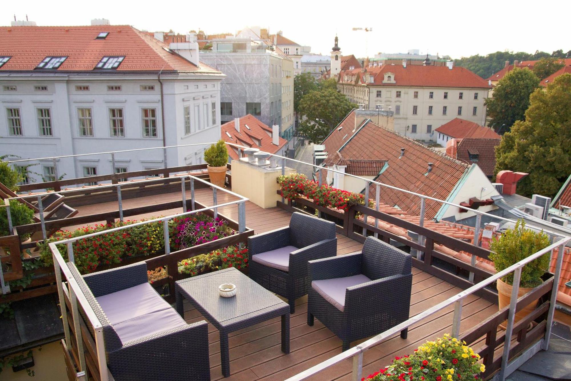 Agnes - Apartments Prága Kültér fotó
